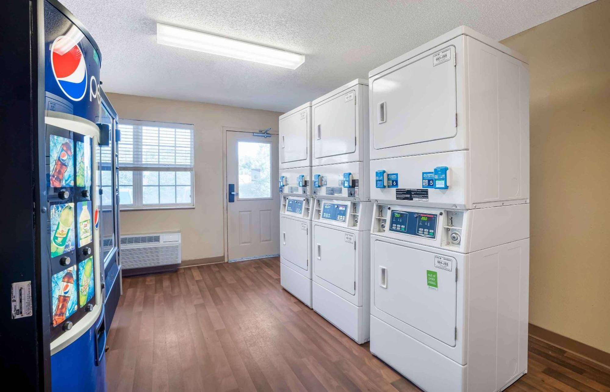 Extended Stay America Suites - Chesapeake - Crossways Blvd Екстер'єр фото